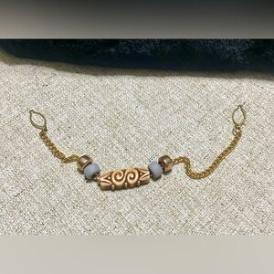 ✨Elegant Gold and Brown Spiral Bead Brooch✨